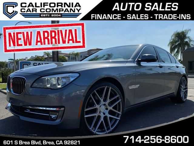 BMW 740i