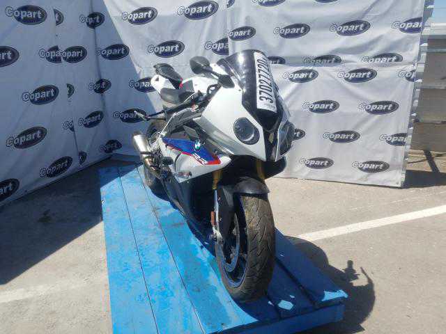 BMW S 1000 RR