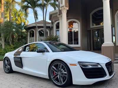 Audi R8