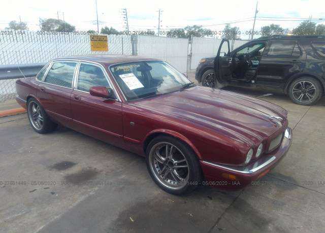 Jaguar XJR