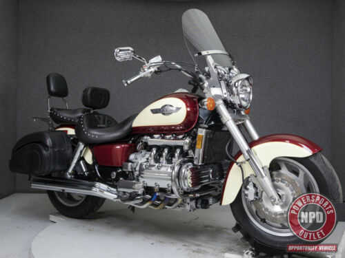 Honda GL1500C (VALKYRIE)