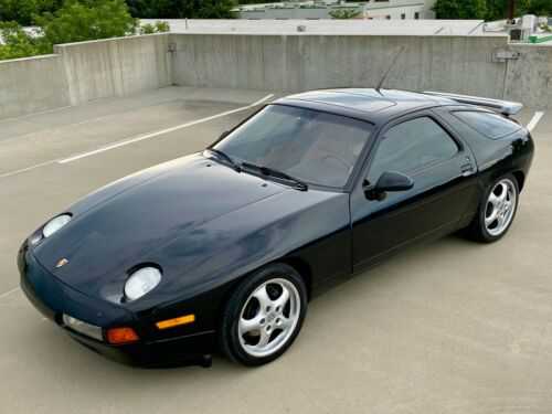 Porsche 928