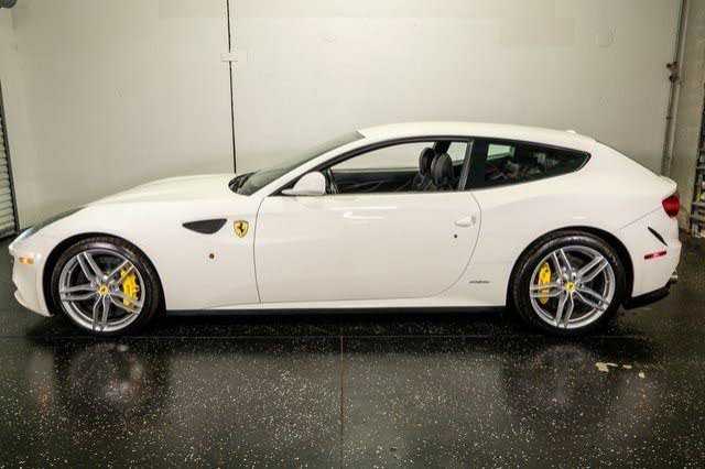 Ferrari FF