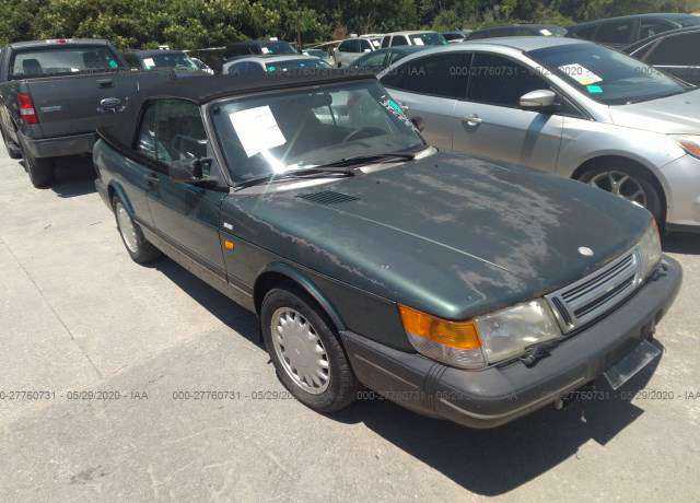Saab 900
