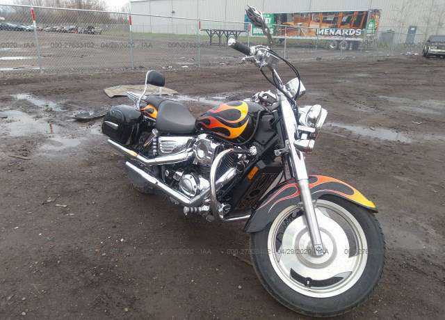 Honda VT1100C2 (SHADOW SABRE)