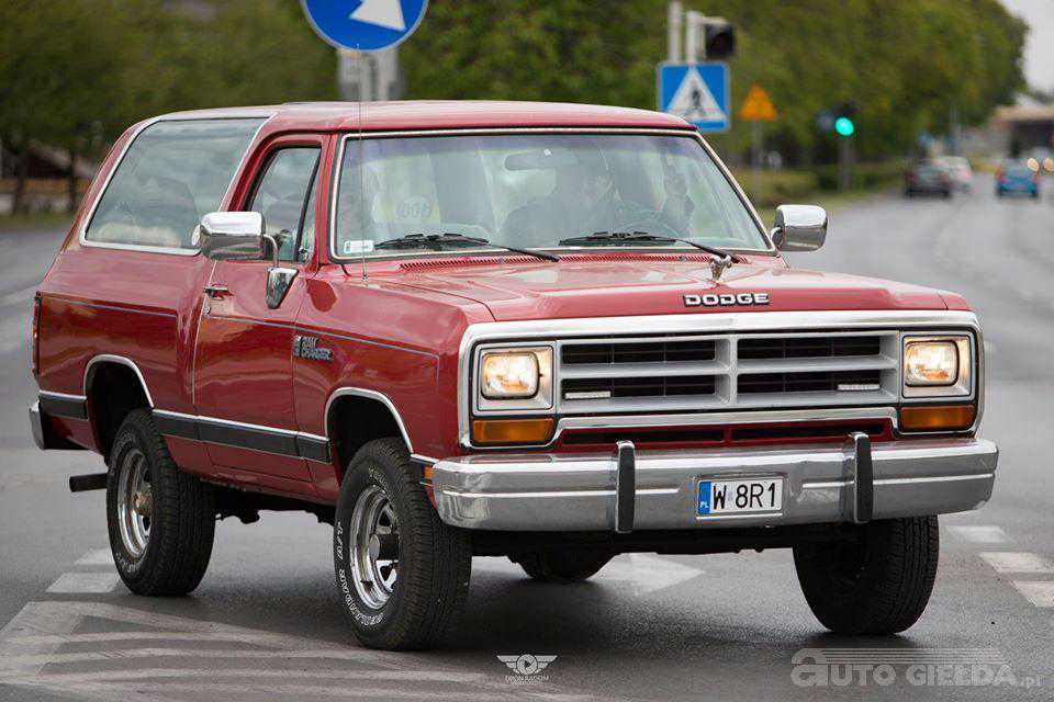 Dodge Ramcharger