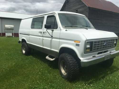 Ford E-250