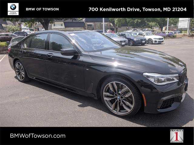 BMW M760i