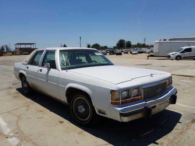 Ford Crown Victoria