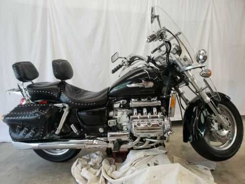 Honda GL1500C (VALKYRIE)