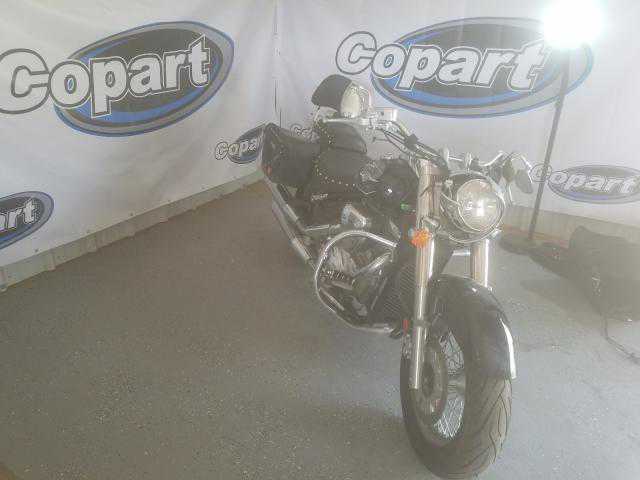 Suzuki VL800L/VL800TL