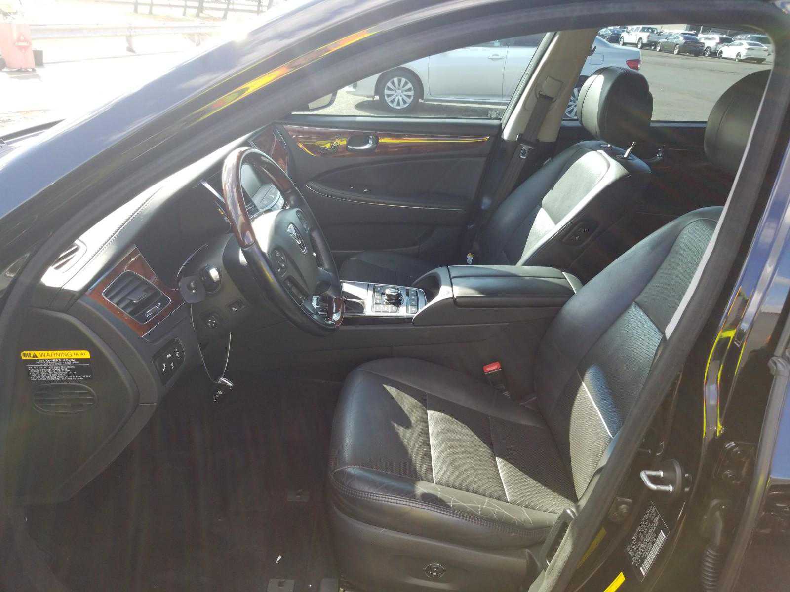 Hyundai Equus