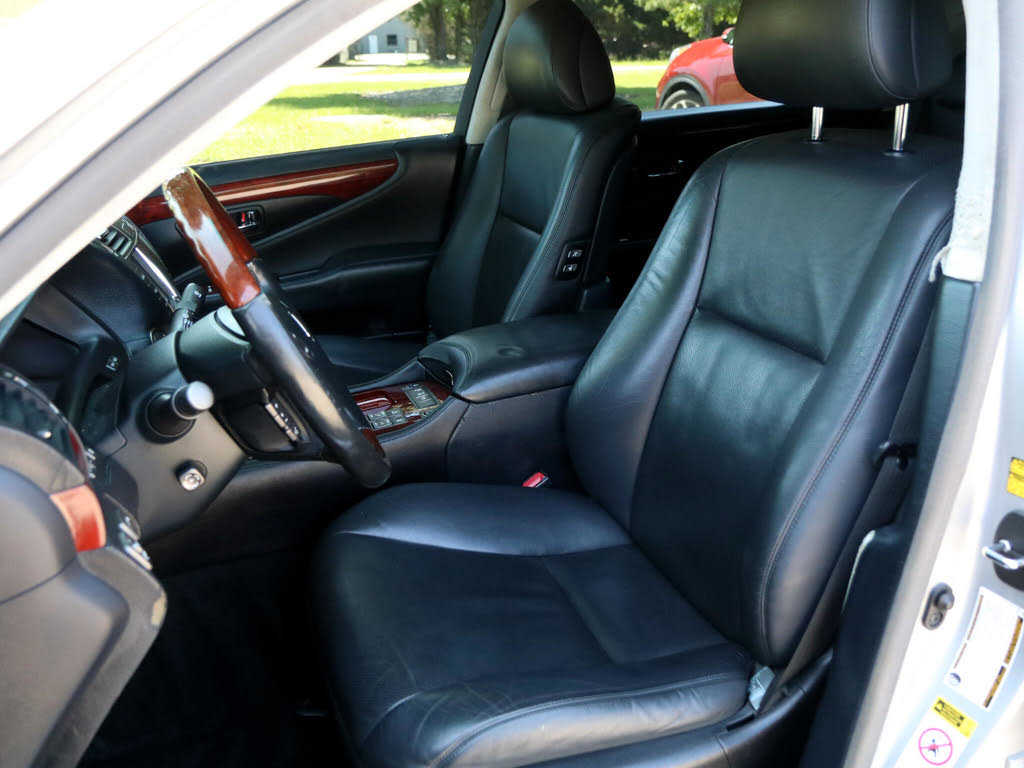 2007 Lexus LS