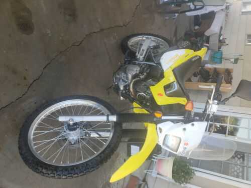 Suzuki DR200SL
