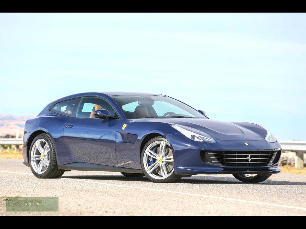 Ferrari GTC4Lusso