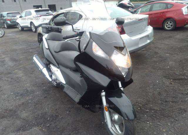Honda FSC600 (Silver Wing)