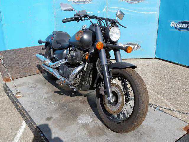 Honda VT750 (Shadow Phantom)