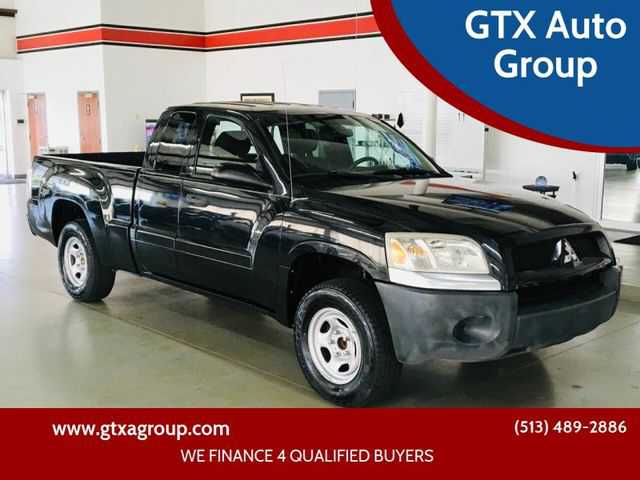 Mitsubishi Raider