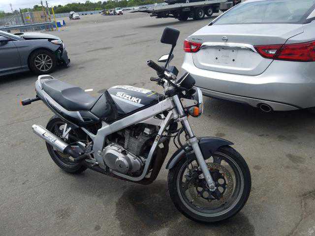 Suzuki GS500E