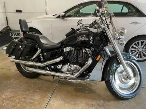 Honda VT1100C2 (SHADOW SABRE)