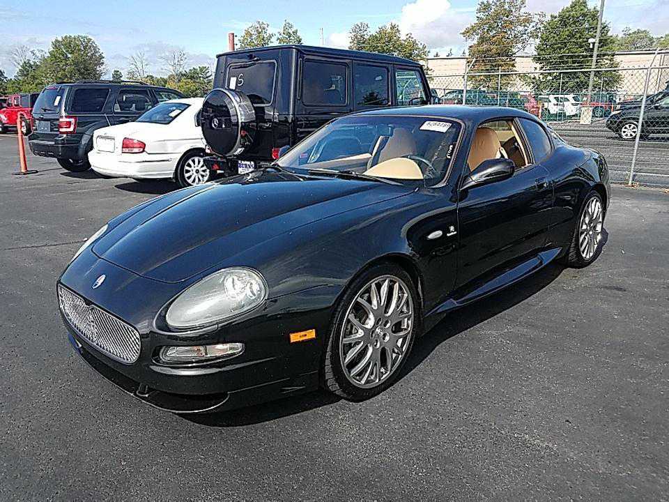 Maserati Coupe