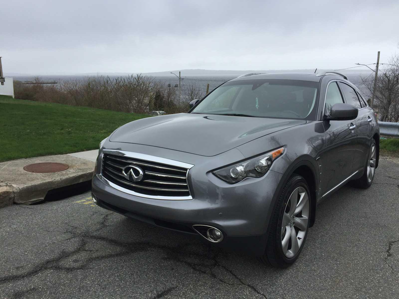 Infiniti FX50