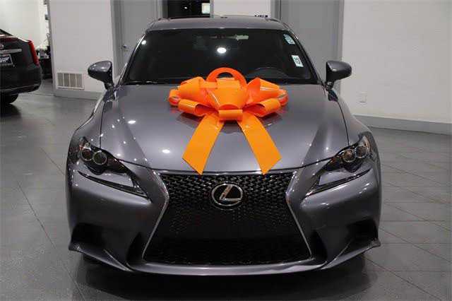 2016 Lexus IS