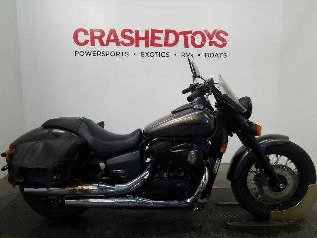 Honda VT750 (Shadow Phantom)