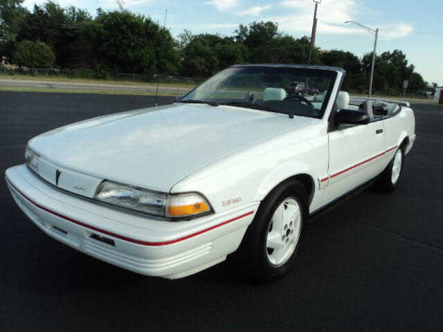 Pontiac Sunbird