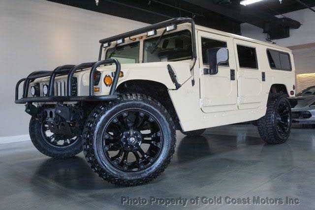 HUMMER H1