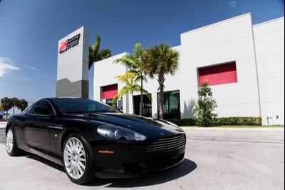 Aston Martin DB9