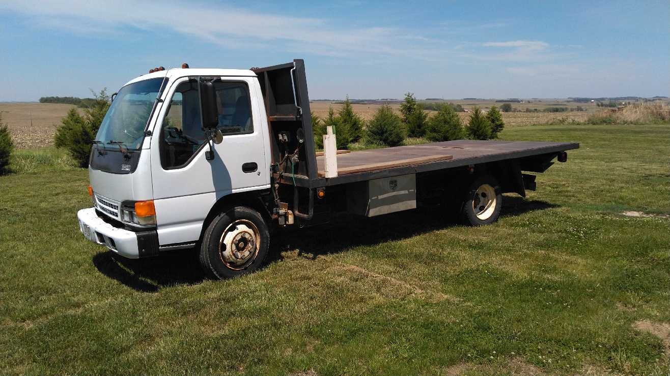 Isuzu NQR