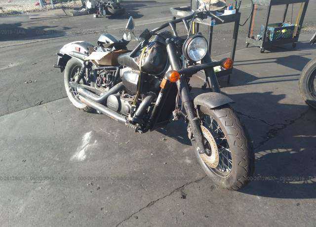 Honda VT750 (Shadow Phantom)