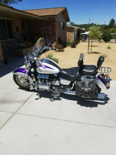 Honda GL1500C (VALKYRIE)
