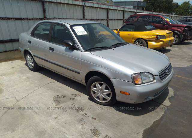 Suzuki Esteem