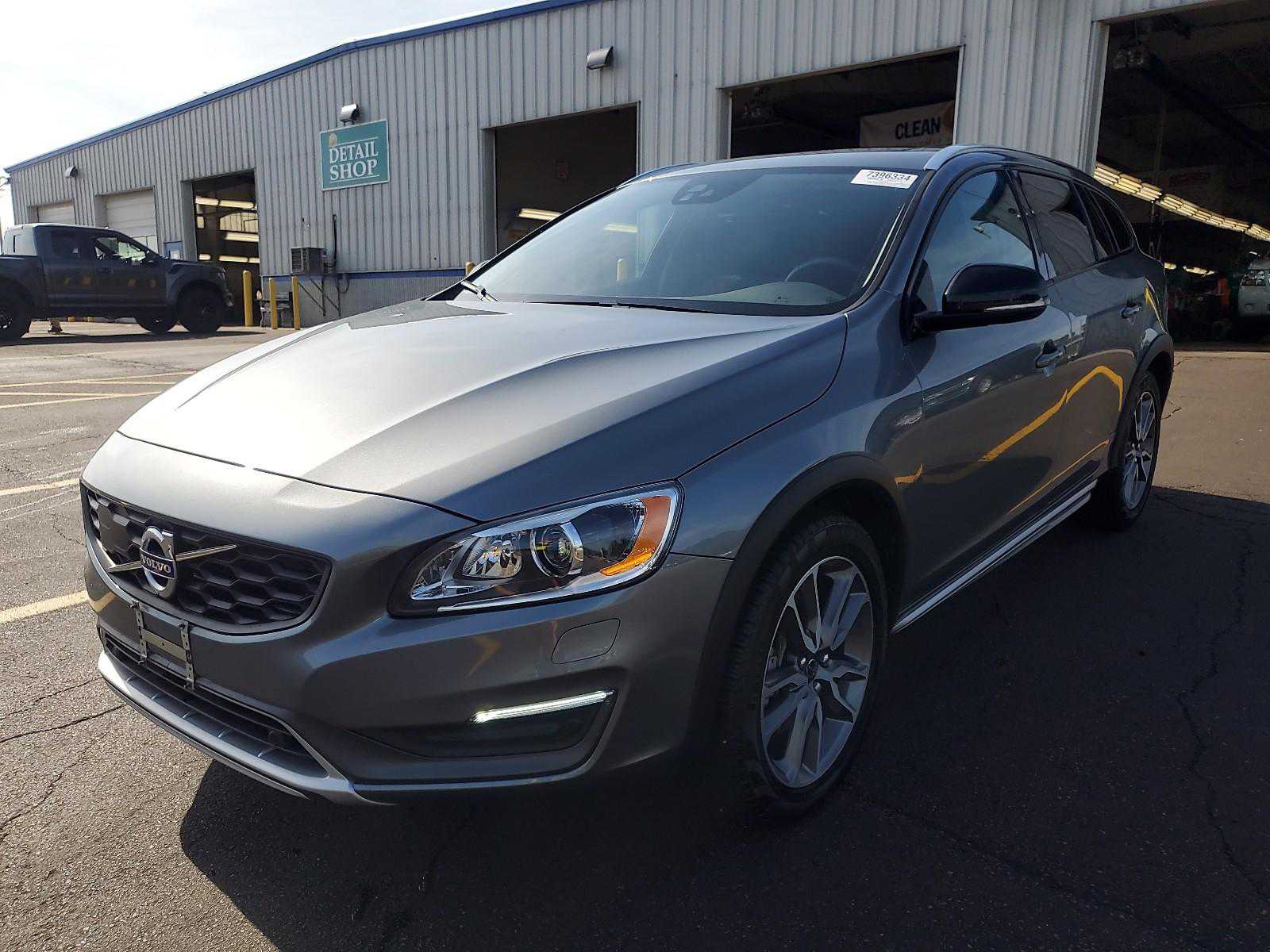 Volvo V60CC