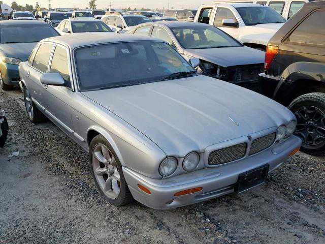 Jaguar XJR