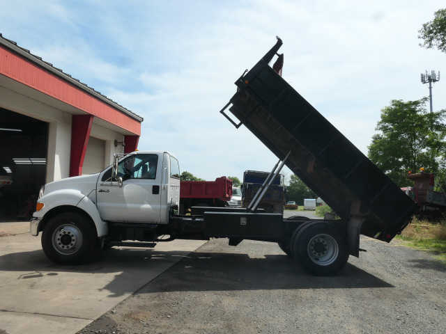 Ford F-750