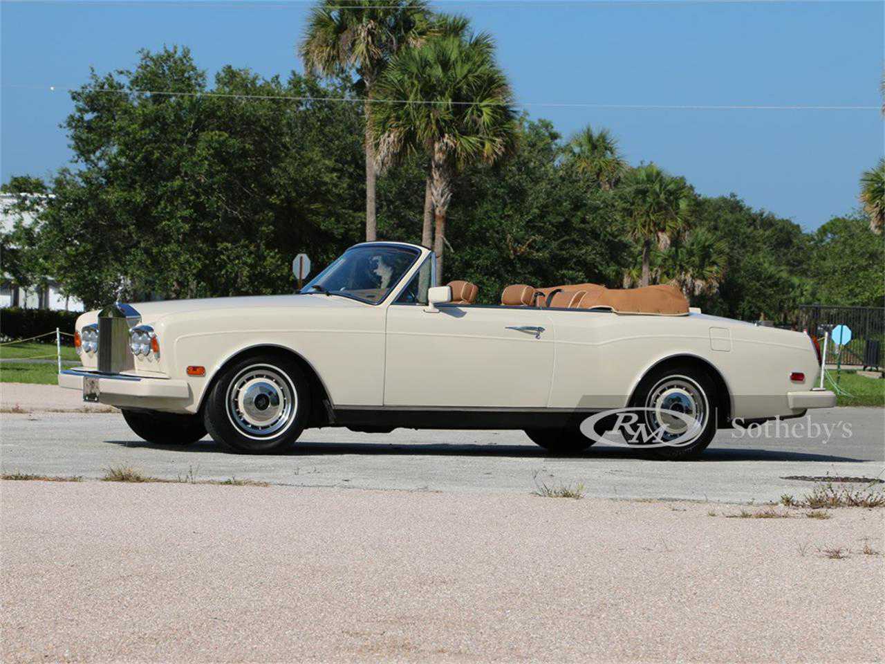 Rolls-Royce Corniche