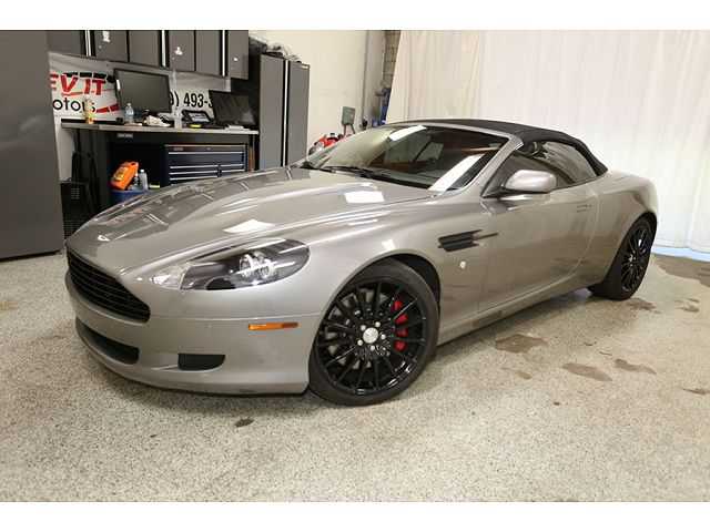 Aston Martin DB9