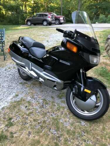 Honda PC800 (PACIFIC COAST)