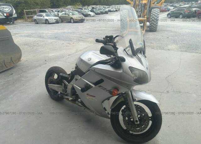 YAMAHA