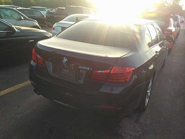 2016 BMW 528i