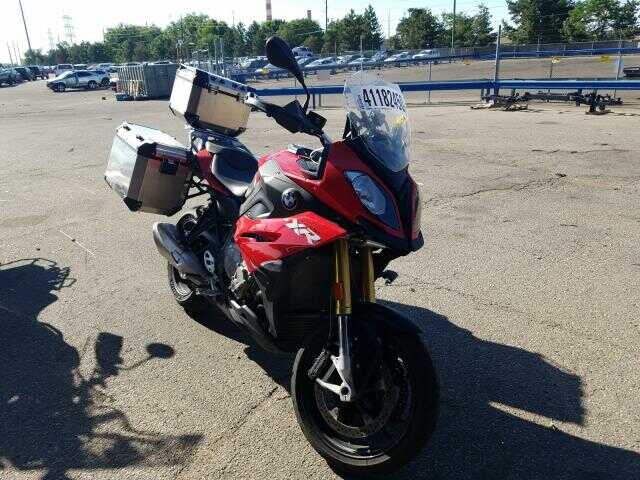 BMW S 1000 XR