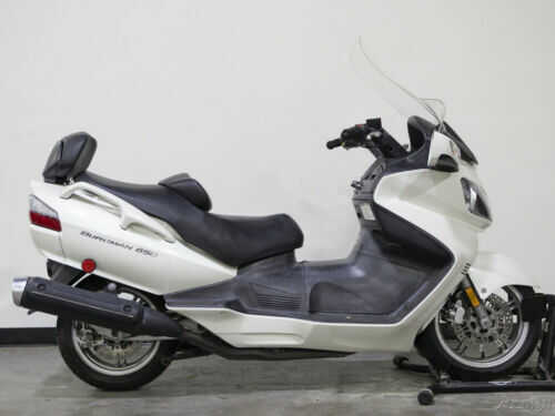 Suzuki AN650