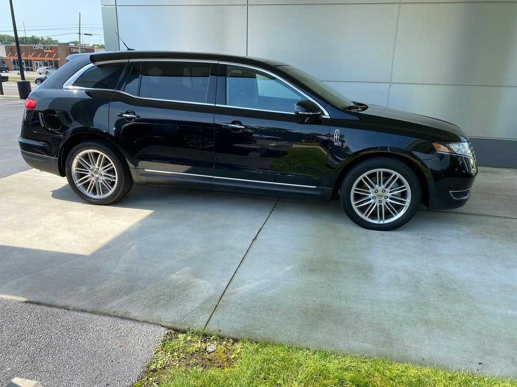 Lincoln MKT