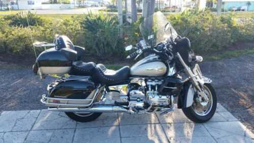 Honda GL1500CF (VALKYRIE INTERSTATE)