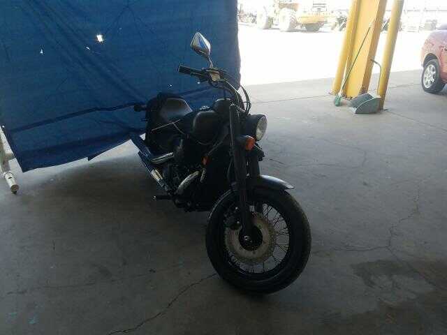 Honda VT750 (Shadow Phantom)