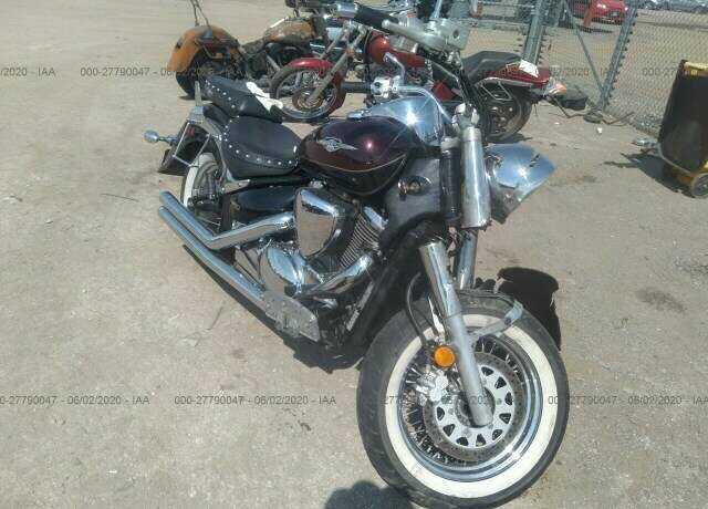 Suzuki VL800TL