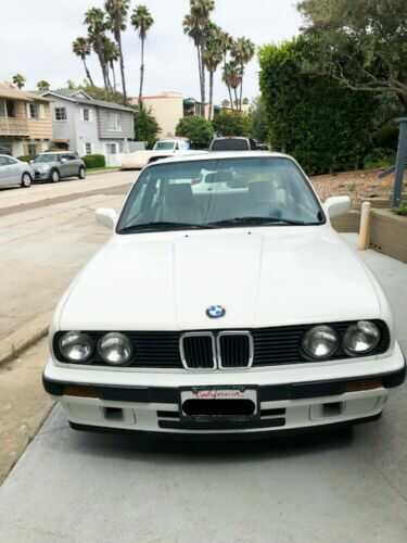 BMW 318iS